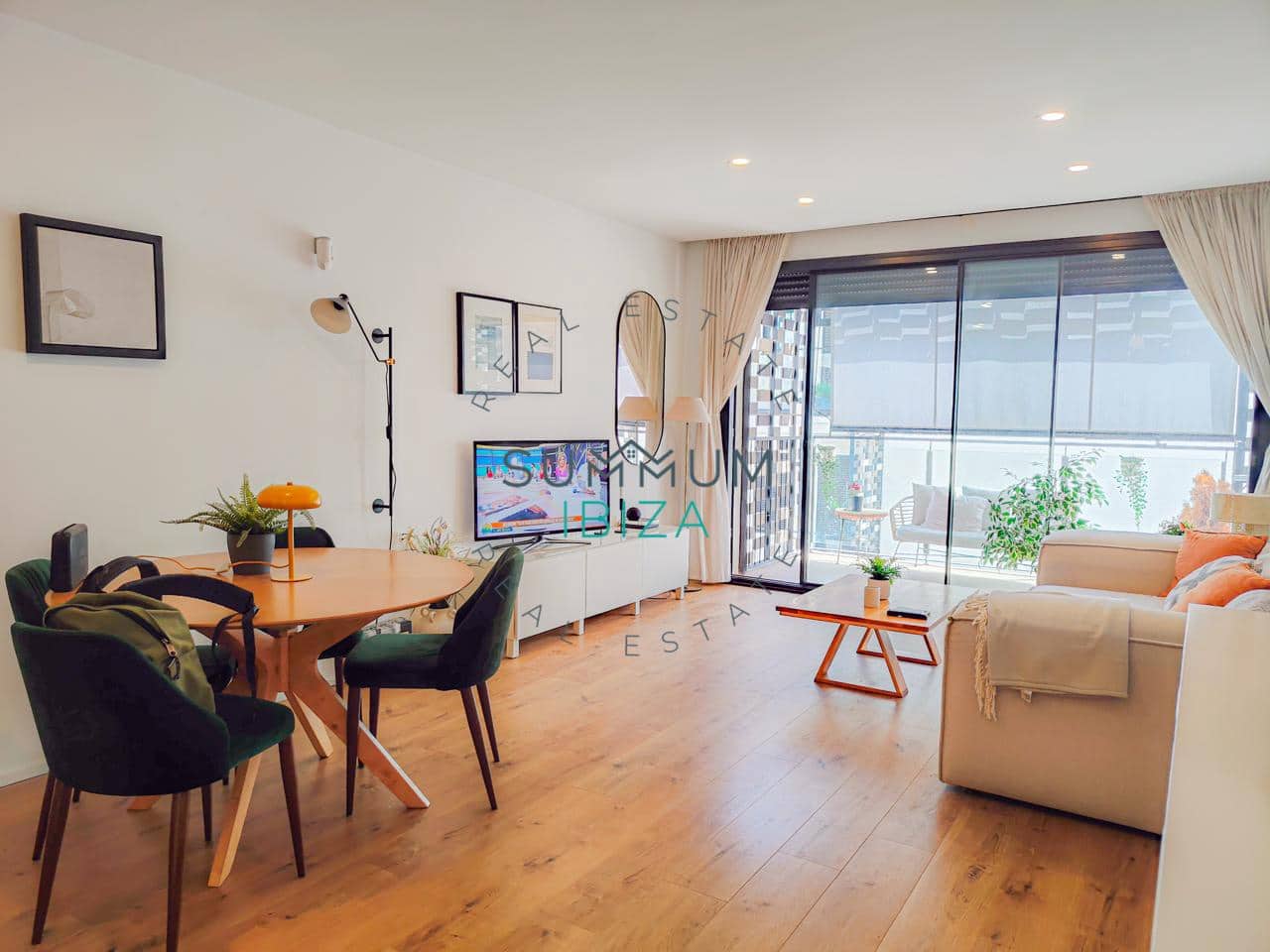 3 Zimmer Wohnung zu verkaufen in Ibiza / Eivissa Stadt mit Pool Garage - 895.000 € (Ref: 9804788)