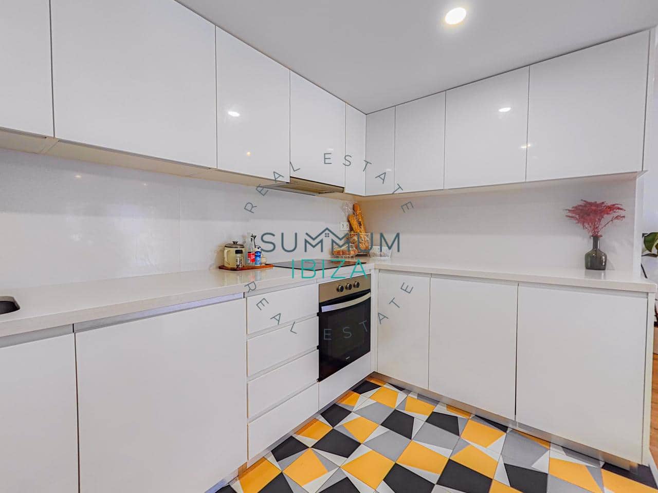 3 Zimmer Wohnung zu verkaufen in Ibiza / Eivissa Stadt mit Pool Garage - 895.000 € (Ref: 9804788)