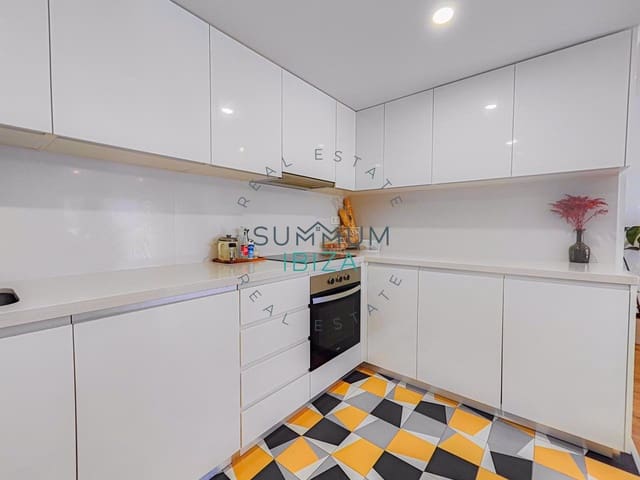 3 Zimmer Wohnung zu verkaufen in Ibiza / Eivissa Stadt mit Pool Garage - 895.000 € (Ref: 9804788)