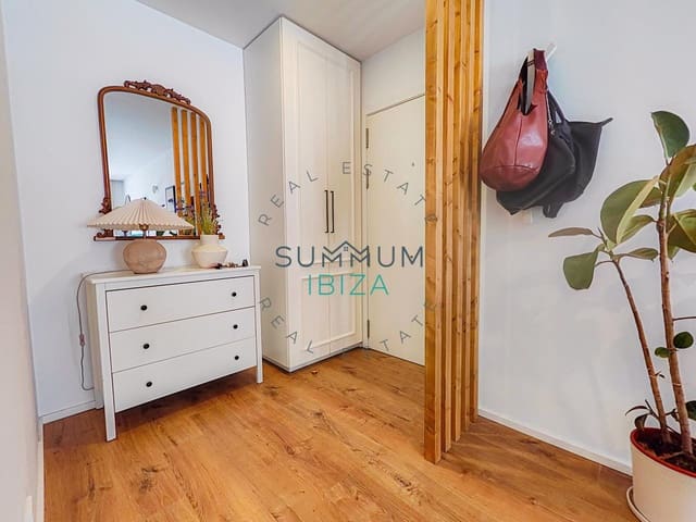 3 Zimmer Wohnung zu verkaufen in Ibiza / Eivissa Stadt mit Pool Garage - 895.000 € (Ref: 9804788)