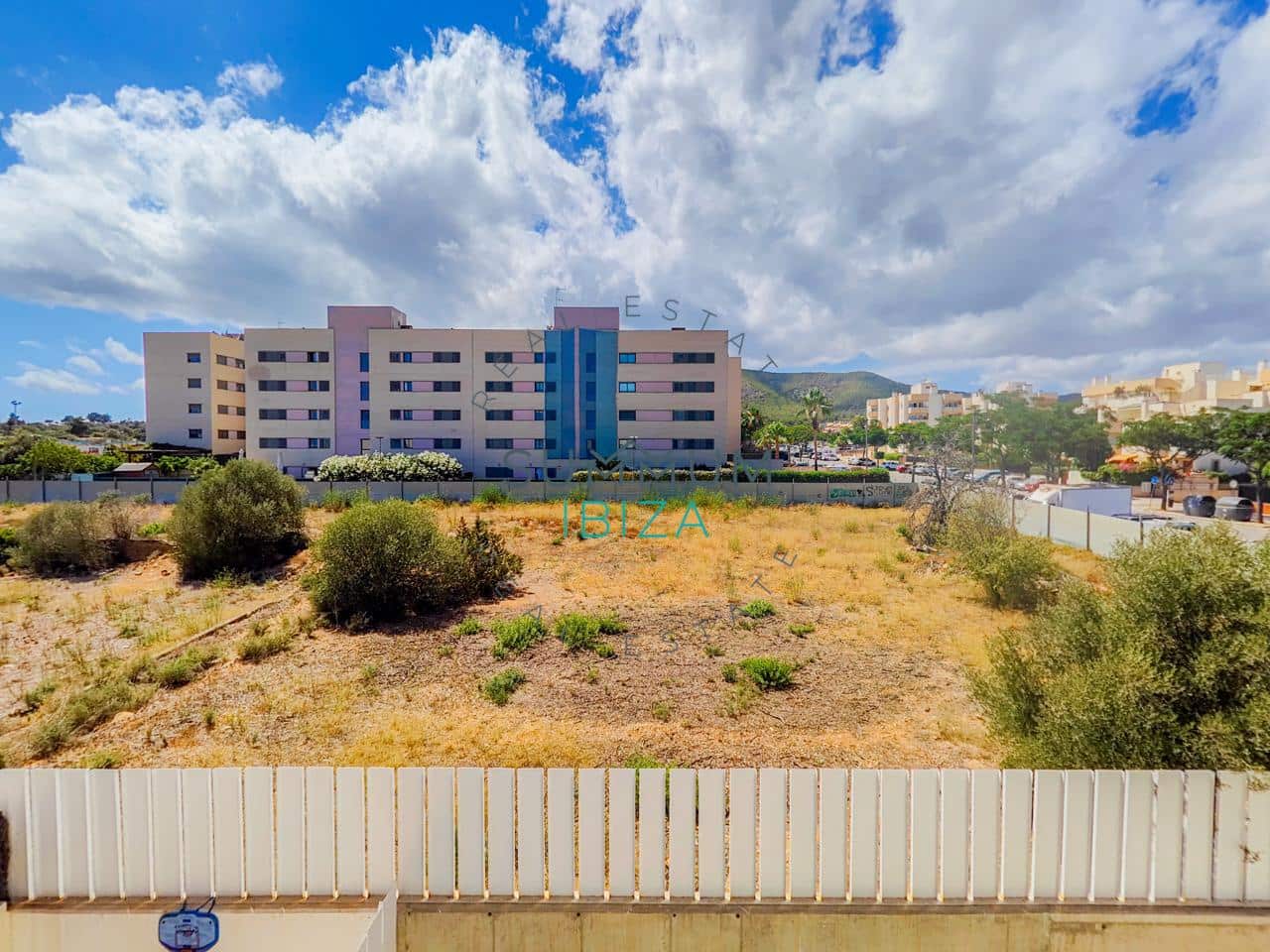 3 Zimmer Wohnung zu verkaufen in Ibiza / Eivissa Stadt mit Pool Garage - 895.000 € (Ref: 9804788)