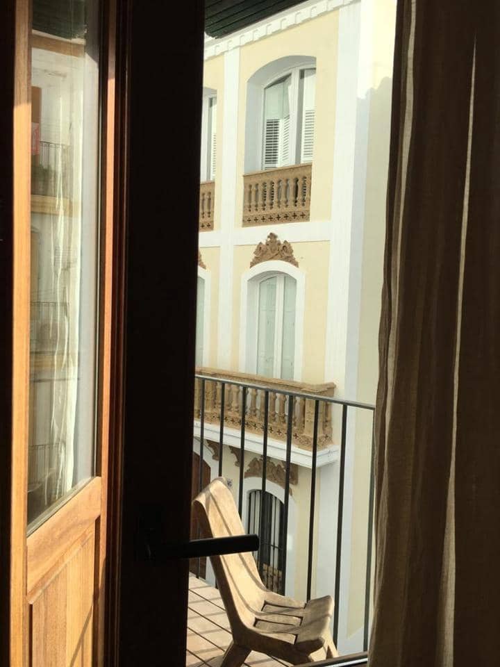 1 bedroom Flat for rent in Ibiza / Eivissa town - € 4,000 (Ref: 9834887)