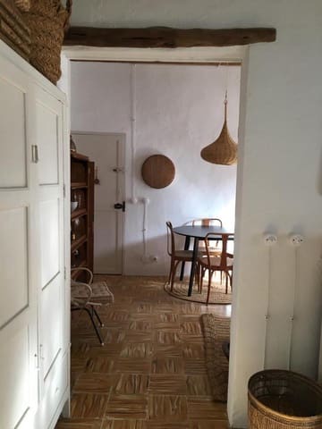 1 slaapkamer Flat te huur in Ibiza dorp - € 4.000 (Ref: 9834887)