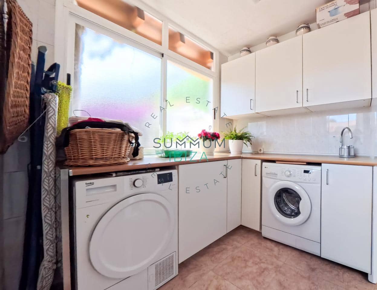3 chambre Villa/Maison à vendre à Ibiza ville avec garage - 695 000 € (Ref: 9877745)