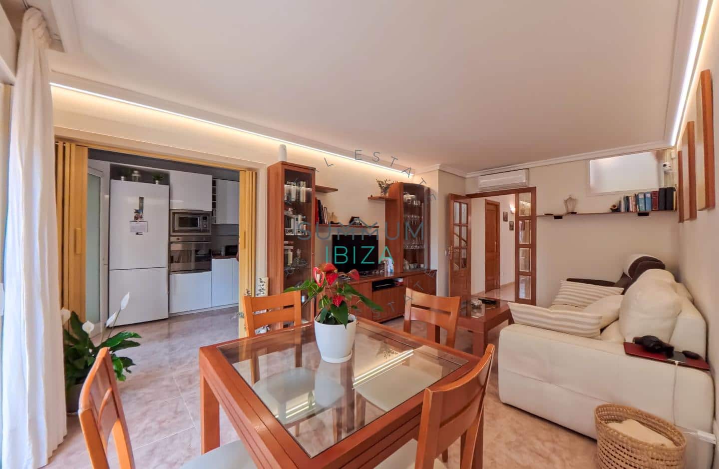 3 chambre Villa/Maison à vendre à Ibiza ville avec garage - 695 000 € (Ref: 9877745)