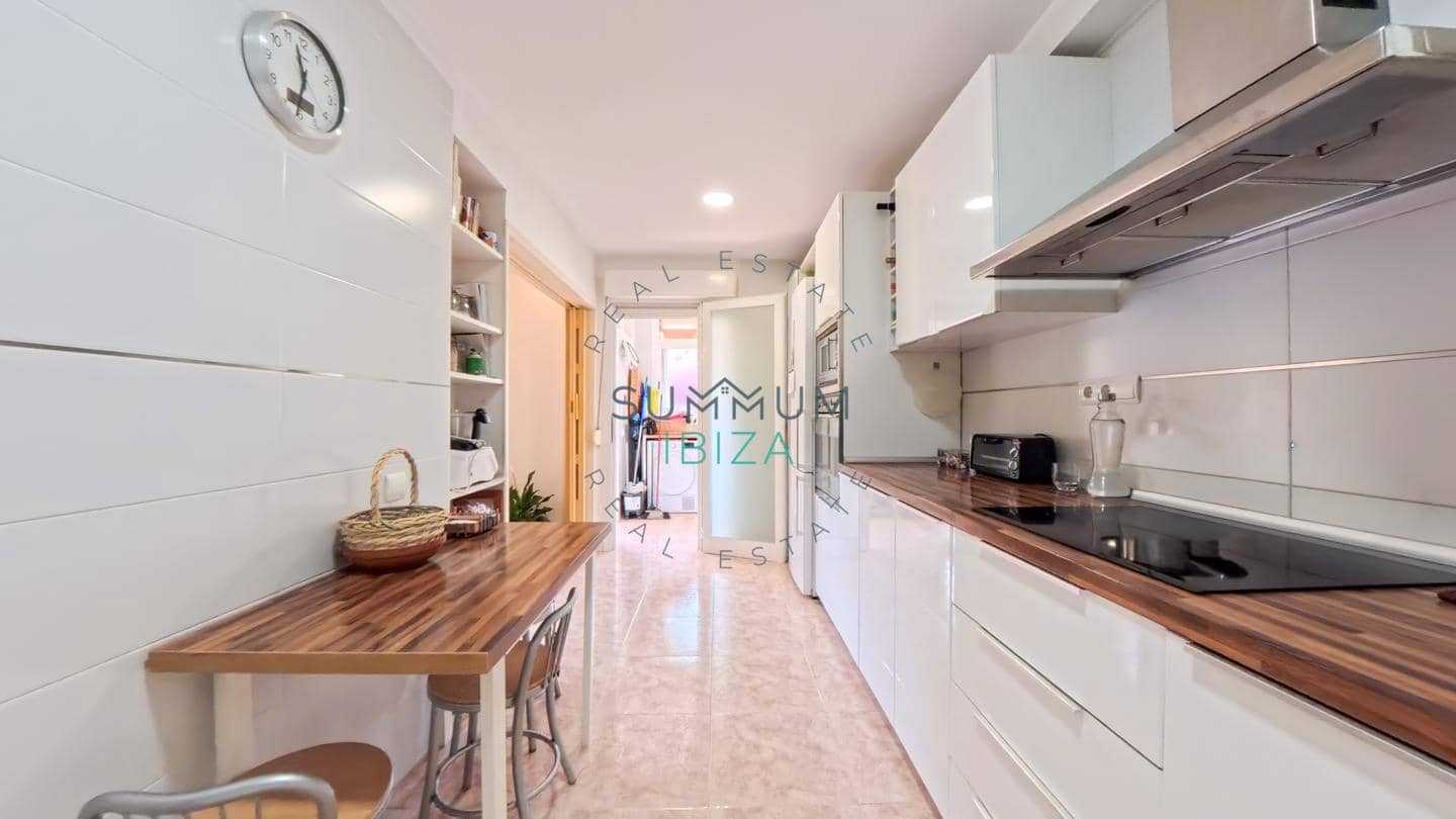 3 chambre Villa/Maison à vendre à Ibiza ville avec garage - 695 000 € (Ref: 9877745)