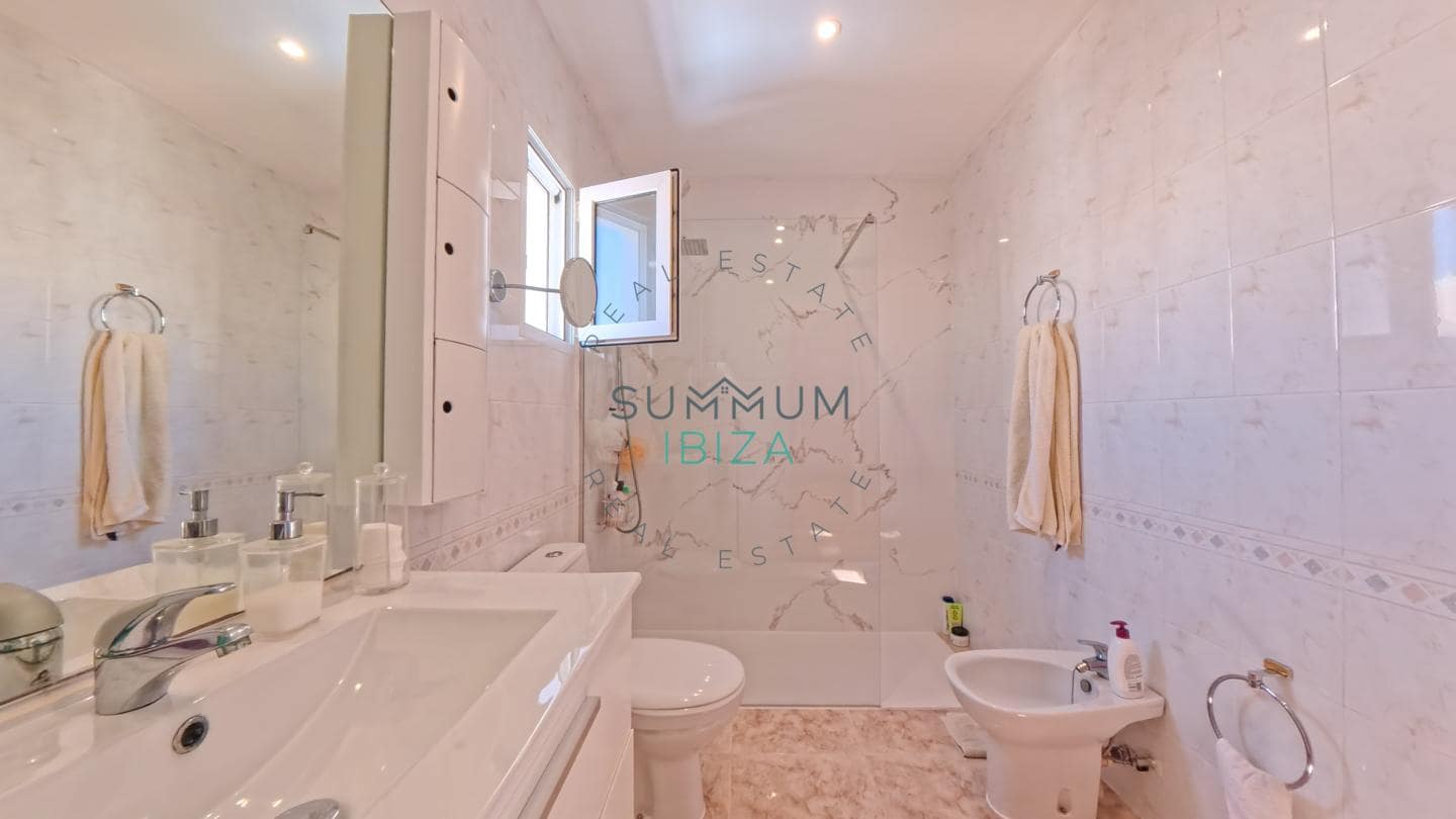 3 chambre Villa/Maison à vendre à Ibiza ville avec garage - 695 000 € (Ref: 9877745)