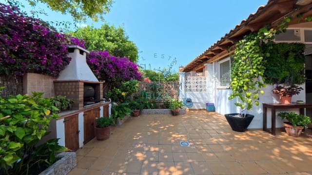3 sovrum Villa till salu i Ibiza stad med garage - 695 000 € (Ref: 9877745)
