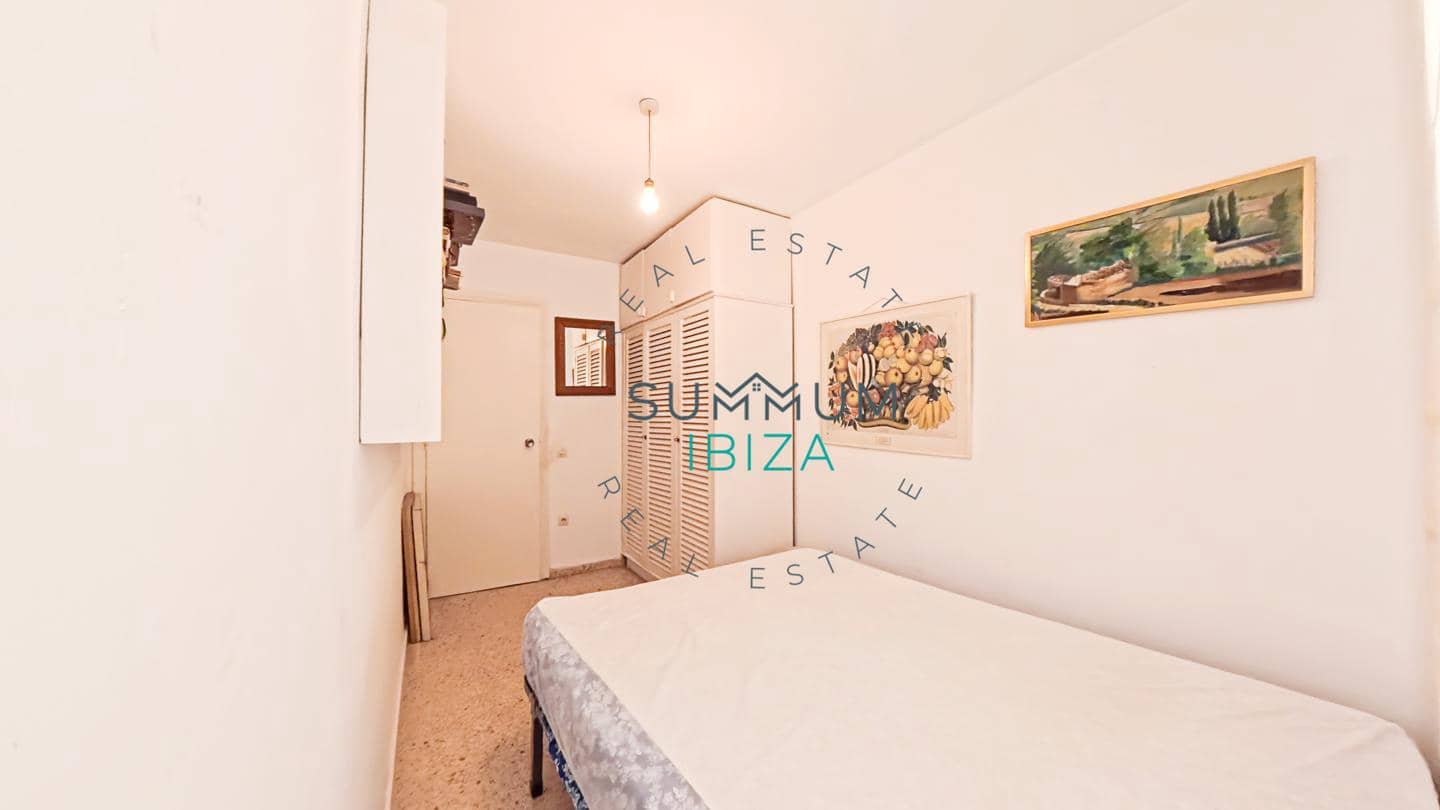 2 bedroom Flat for sale in Ibiza / Eivissa town with garage - € 515,000 (Ref: 9958692)