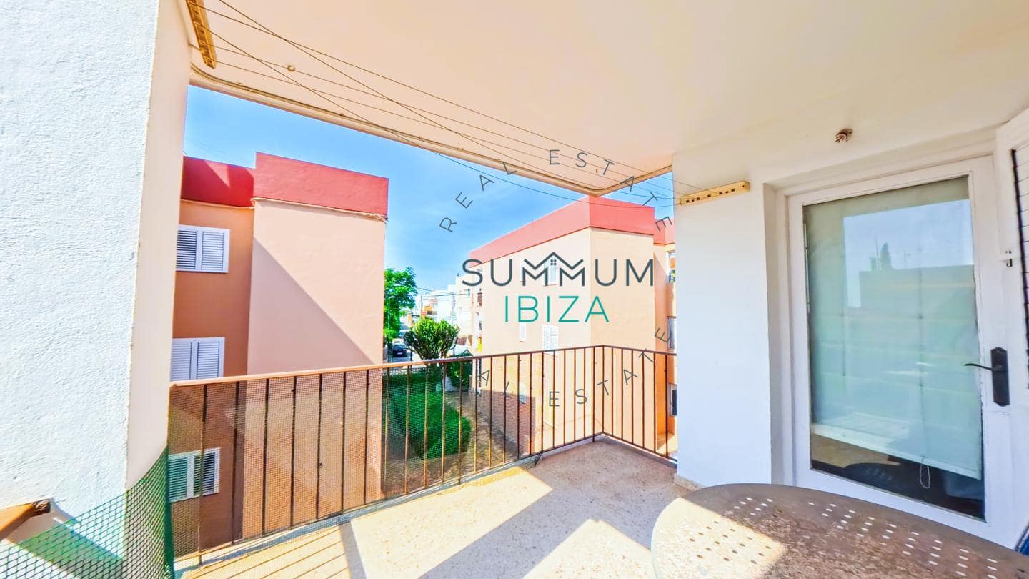 2 bedroom Flat for sale in Ibiza / Eivissa town with garage - € 515,000 (Ref: 9958692)