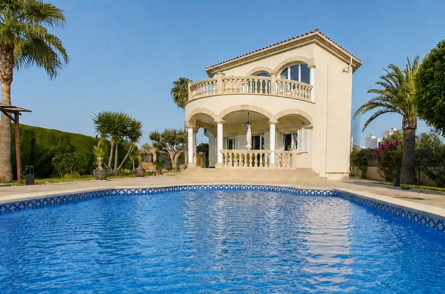 4 sovrum Villa till salu i Sa Torre (Llucmajor), Llucmajor med pool garage - 2 350 000 € (Ref: 10024639)