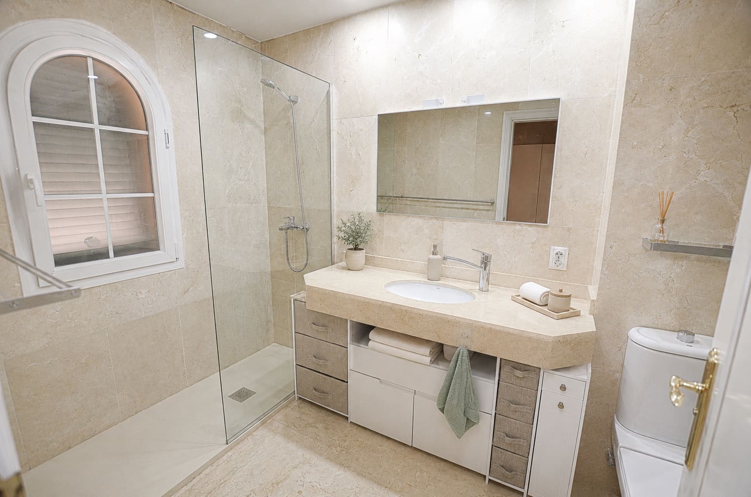 2 bedroom Apartment for sale in Puig de Ros with pool garage - € 498,000 (Ref: 10045604)
