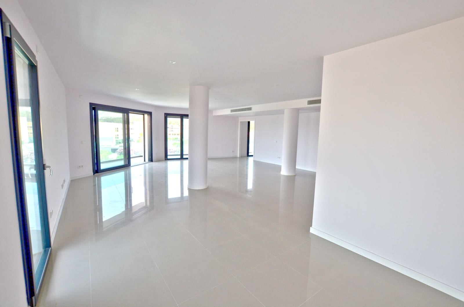 3 soveværelse Lejlighed til salg i Puerto de Alcudia - € 1.850.000 (Ref: 6904162)