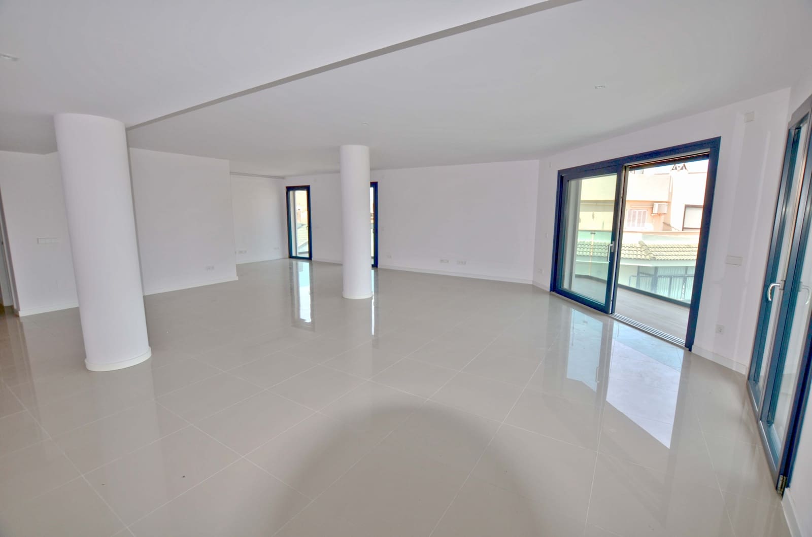 3 soveværelse Lejlighed til salg i Puerto de Alcudia - € 1.850.000 (Ref: 6904162)