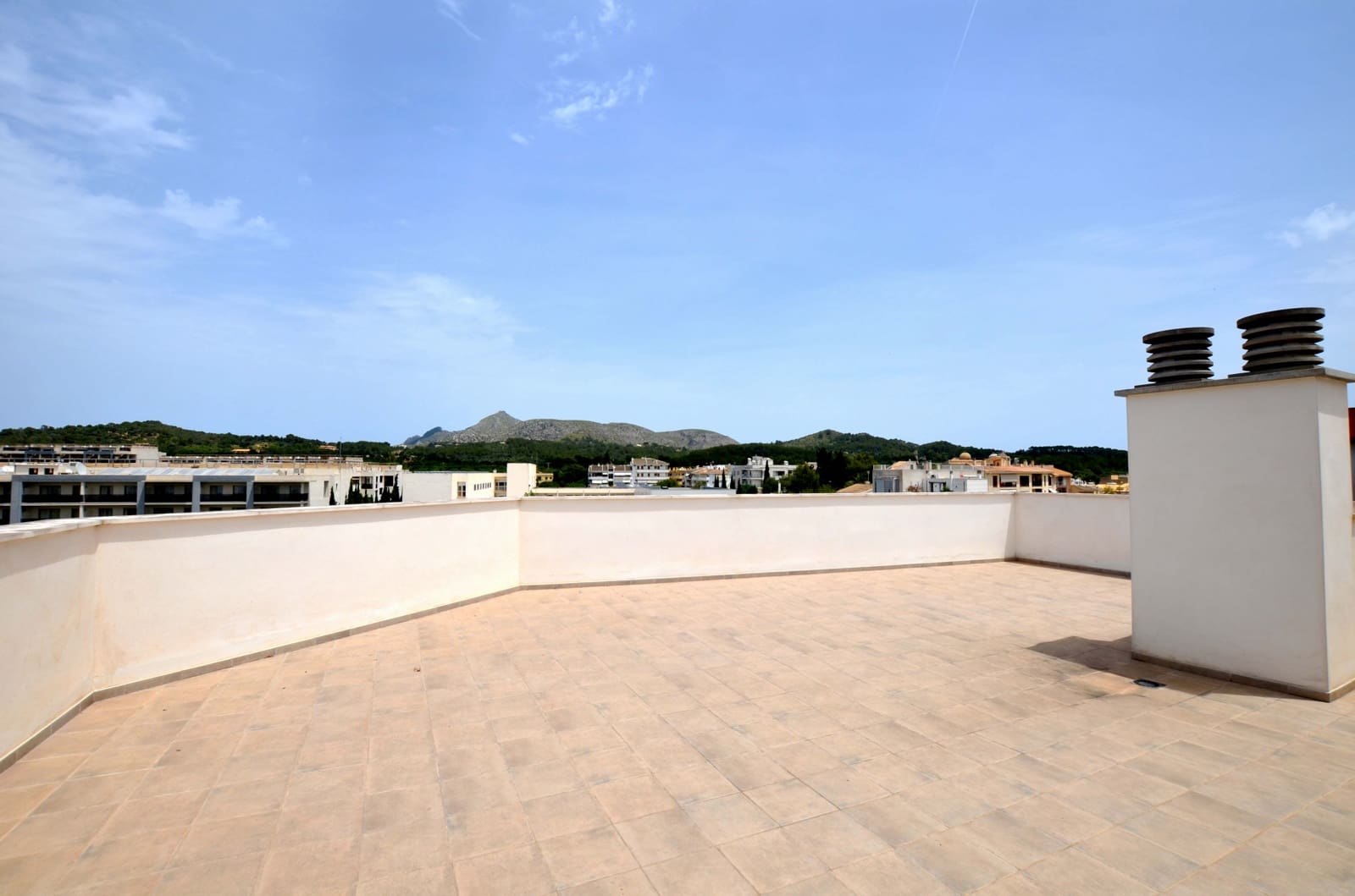 3 soveværelse Lejlighed til salg i Puerto de Alcudia - € 1.850.000 (Ref: 6904162)