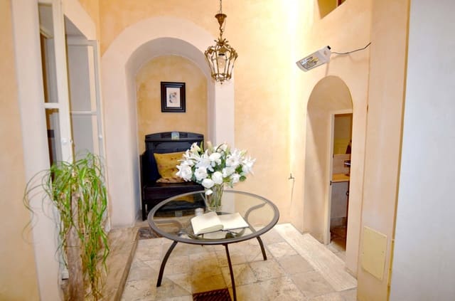 6 makuuhuone Omakotitalo myytävänä paikassa La Seu, Palma de Mallorca - 1 850 000 € (Ref: 7634525)