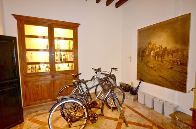 6 makuuhuone Omakotitalo myytävänä paikassa La Seu, Palma de Mallorca - 1 850 000 € (Ref: 7634525)