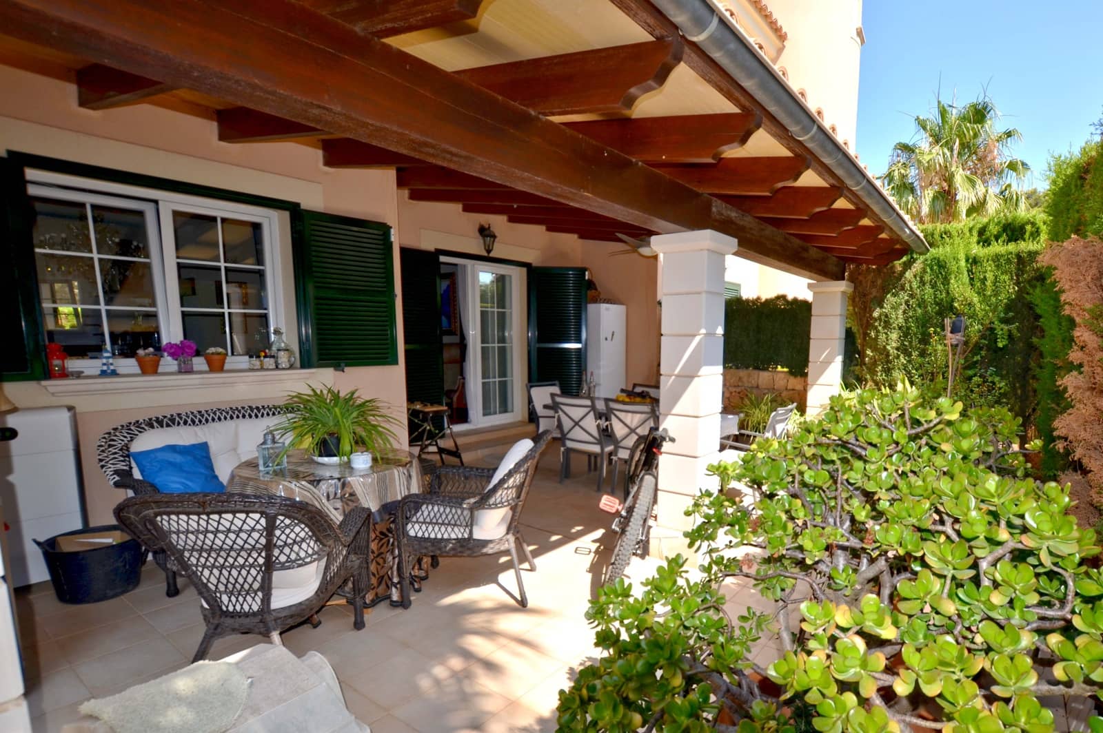 4 soveværelse Rækkehus til salg i Puig de Ros med swimmingpool garage - € 850.000 (Ref: 7659385)