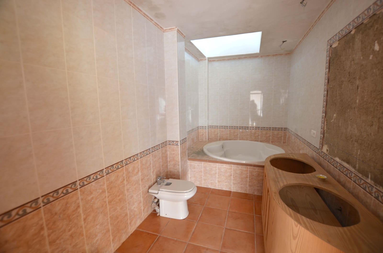 7 soveværelse Villa til salg i Tolleric med swimmingpool garage - € 990.000 (Ref: 8551740)