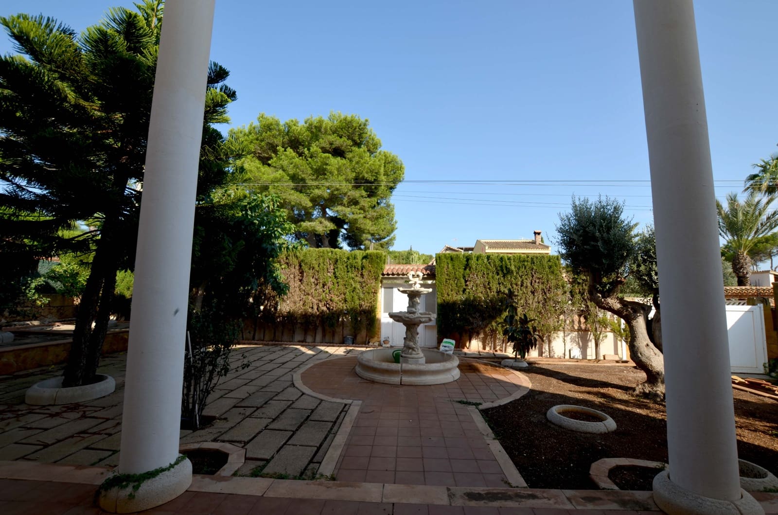 7 soveværelse Villa til salg i Tolleric med swimmingpool garage - € 990.000 (Ref: 8551740)