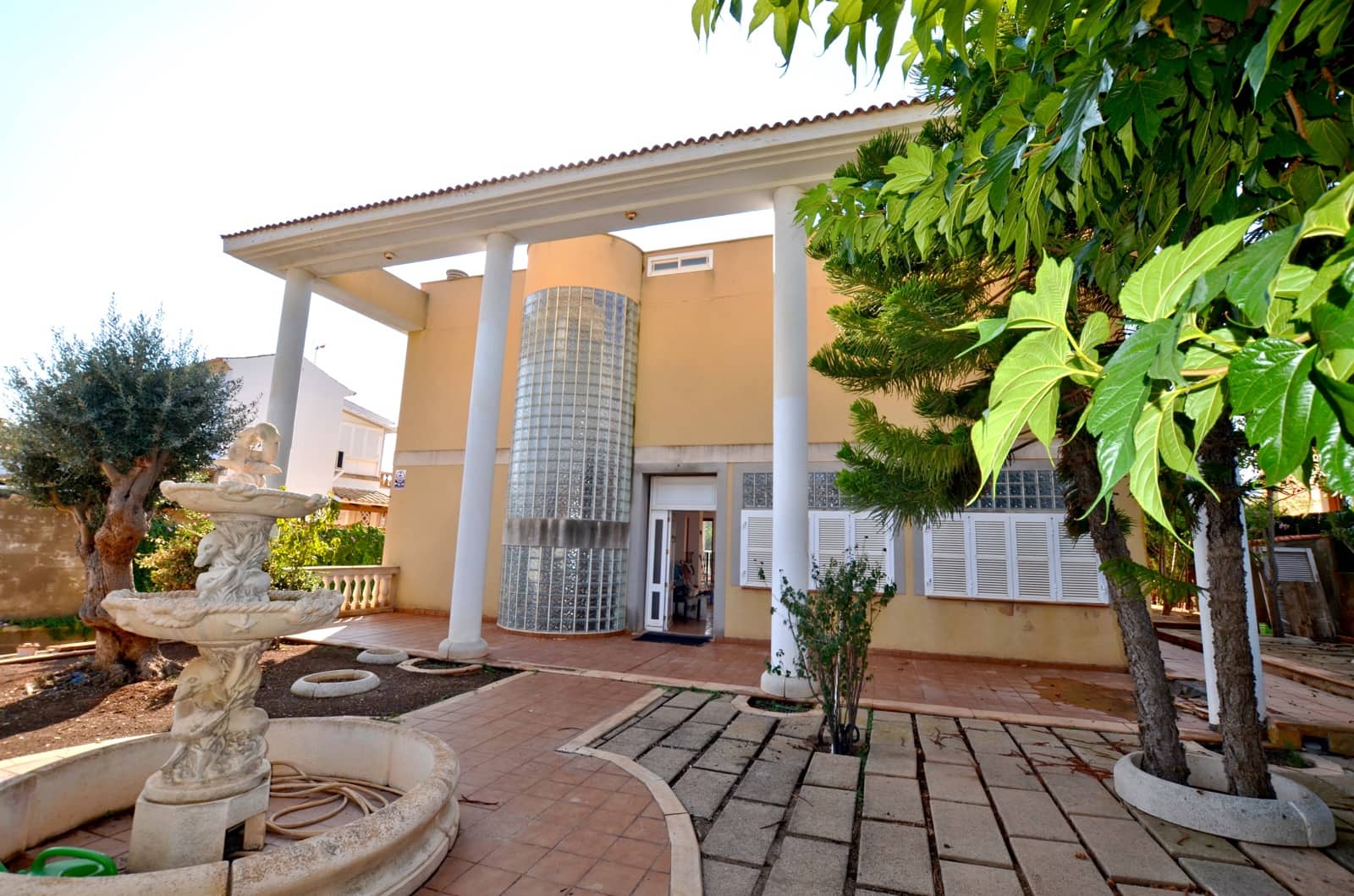 7 soveværelse Villa til salg i Tolleric med swimmingpool garage - € 990.000 (Ref: 8551740)