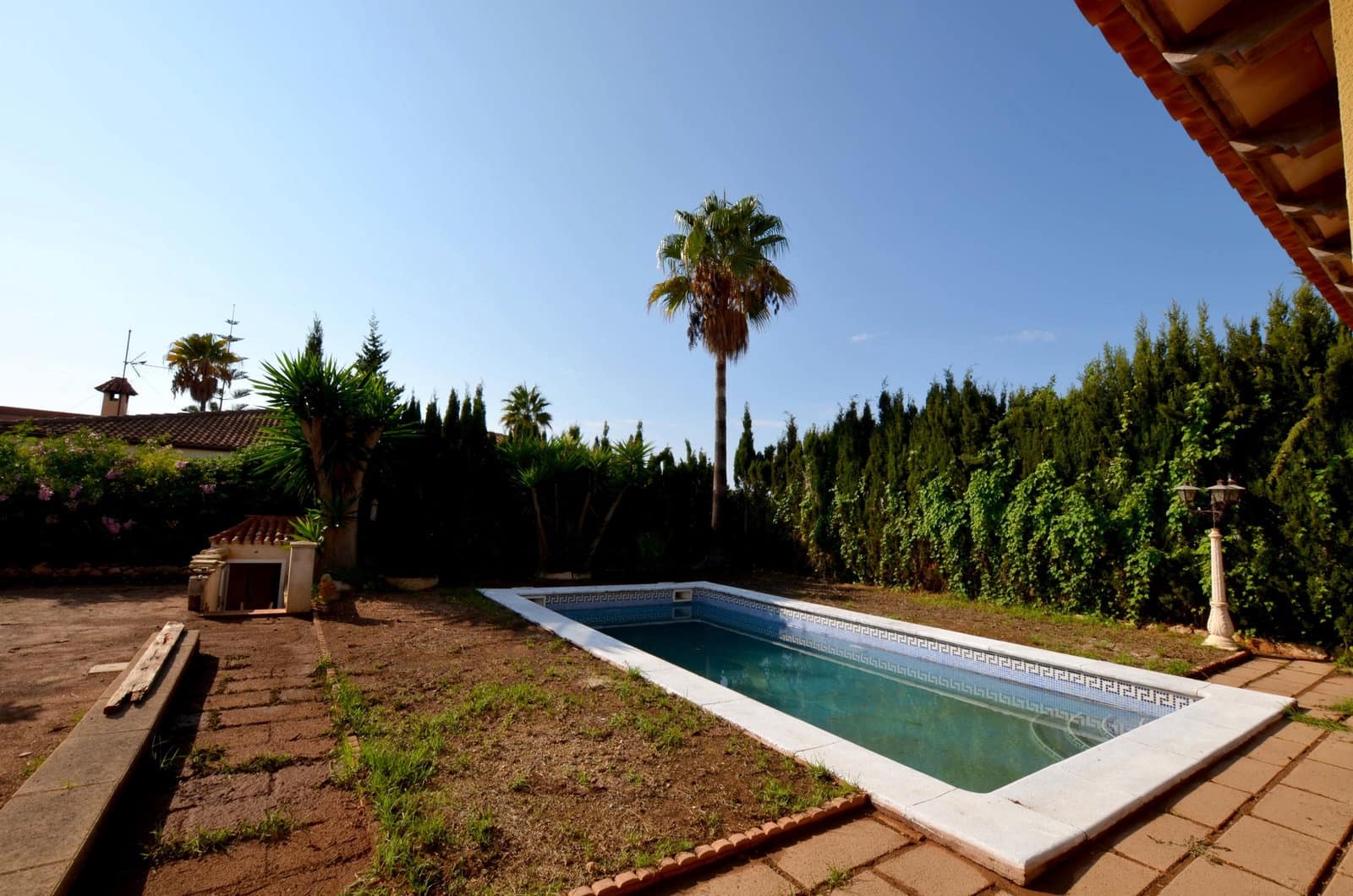 7 bedroom Villa for sale in Tolleric with pool garage - € 990,000 (Ref: 8551740)