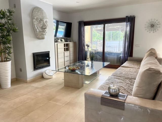 4 soveværelse Villa til salg i Puig de Ros, Llucmajor med swimmingpool garage - € 1.250.000 (Ref: 8607877)