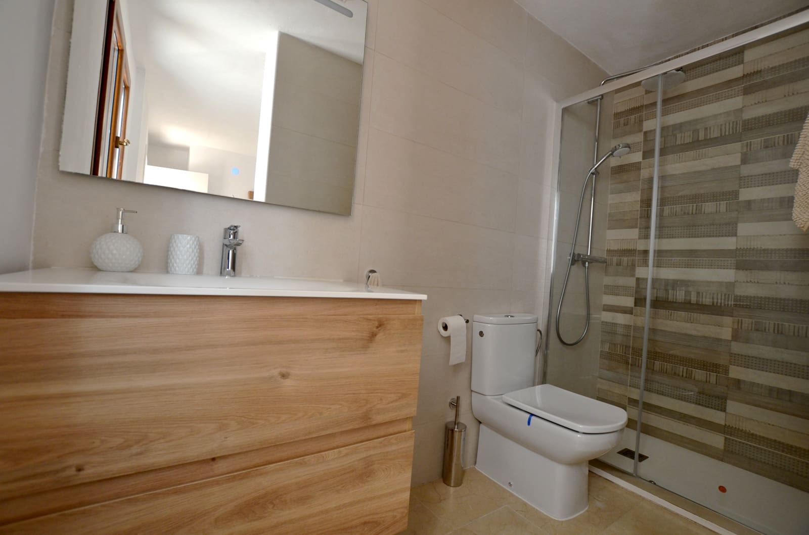 5 slaapkamer Rijtjeshuis te koop in Son Veri Nou met garage - € 770.000 (Ref: 8785782)