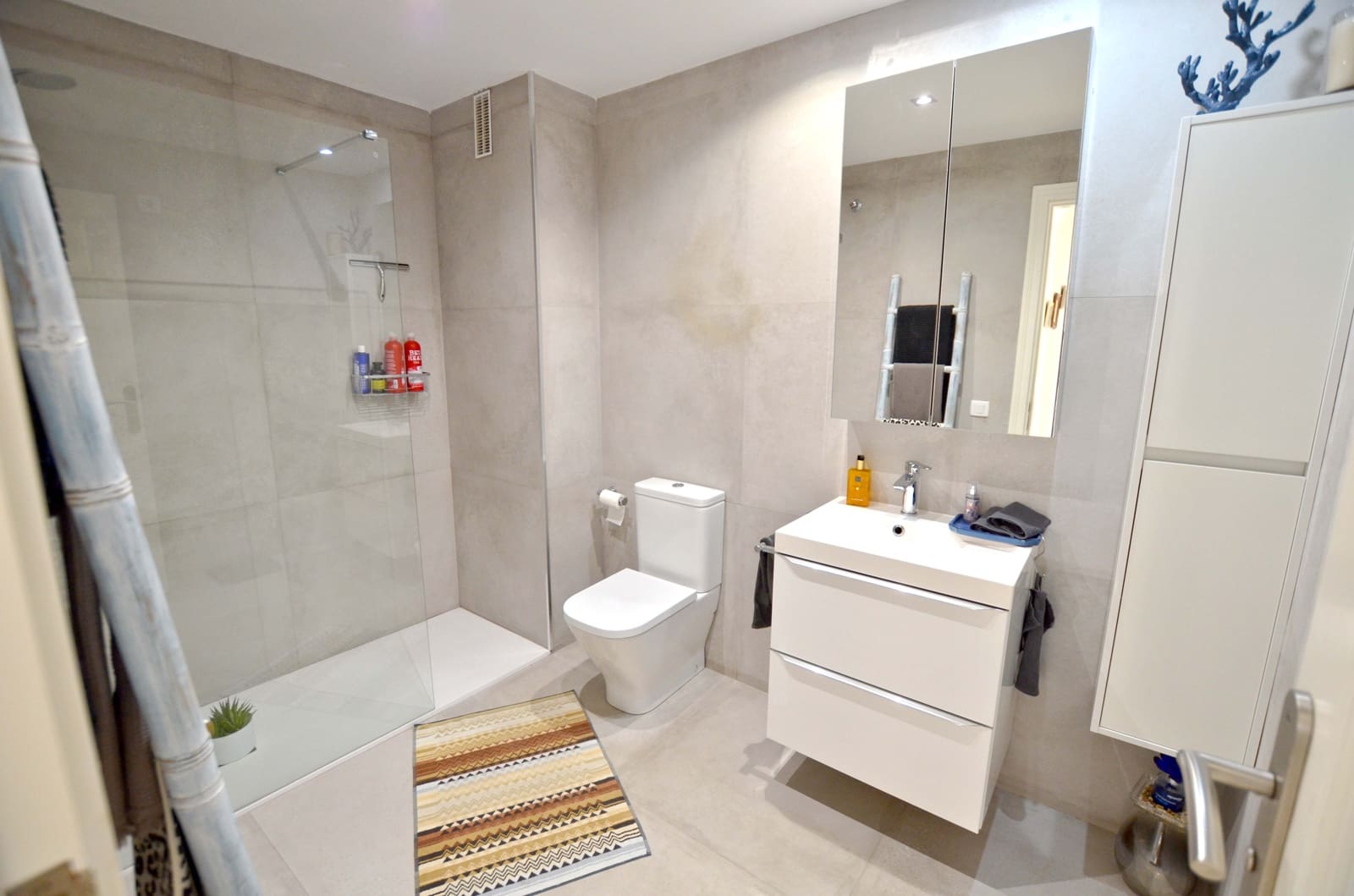 3 makuuhuone Huoneisto myytävänä paikassa Maioris Decima mukana uima-altaan - 595 000 € (Ref: 9246151)