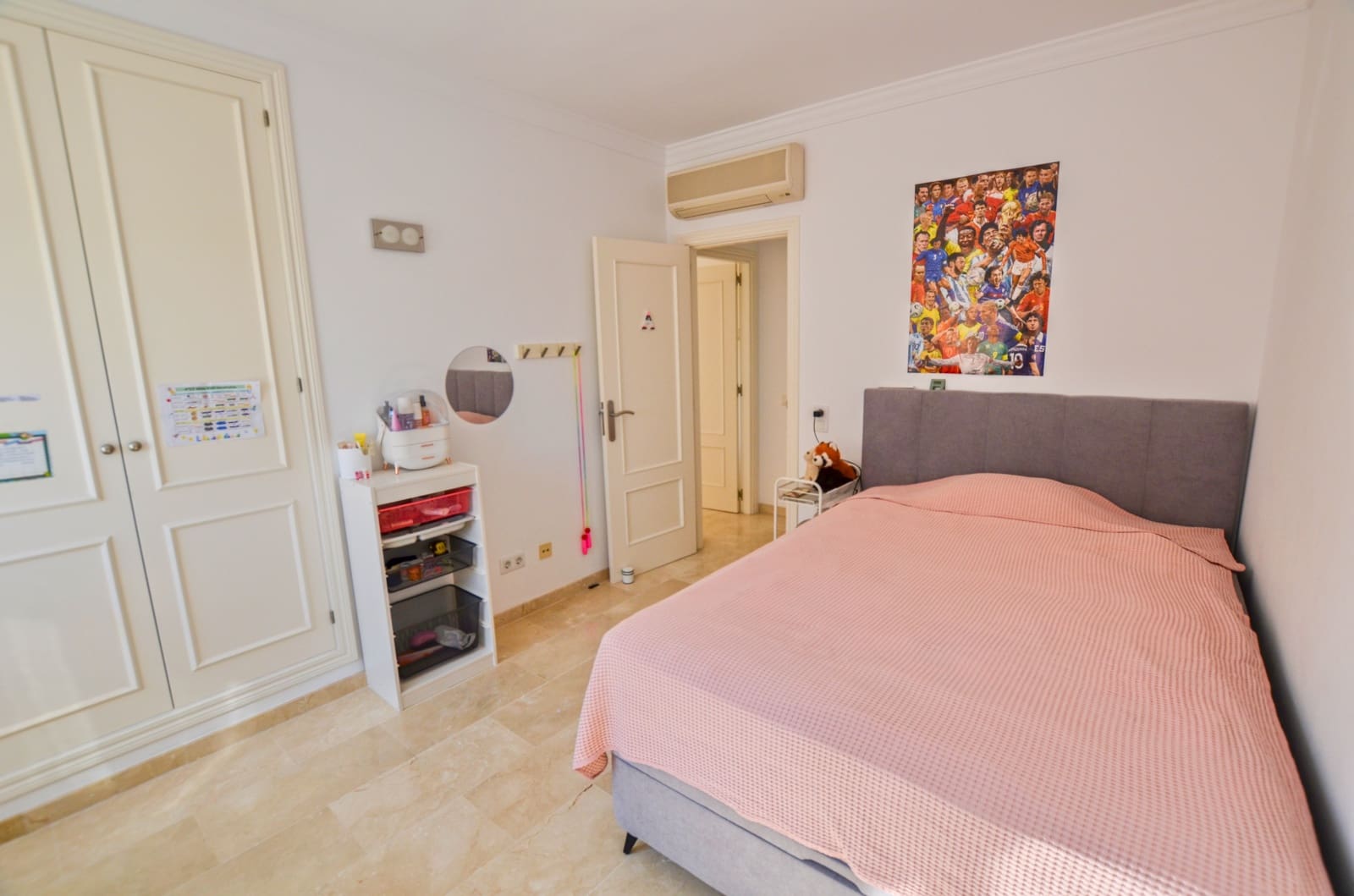 3 makuuhuone Huoneisto myytävänä paikassa Maioris Decima mukana uima-altaan - 595 000 € (Ref: 9246151)