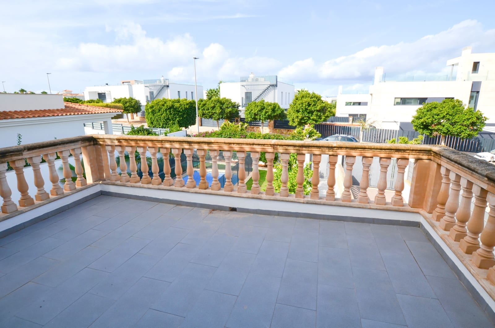 3 soveværelse Rækkehus til salg i Puig de Ros med swimmingpool garage - € 1.150.000 (Ref: 9265616)