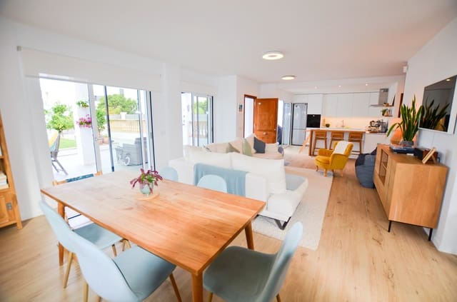 3 slaapkamer Rijtjeshuis te koop in Puig de Ros, Llucmajor met zwembad garage - € 1.150.000 (Ref: 9265616)