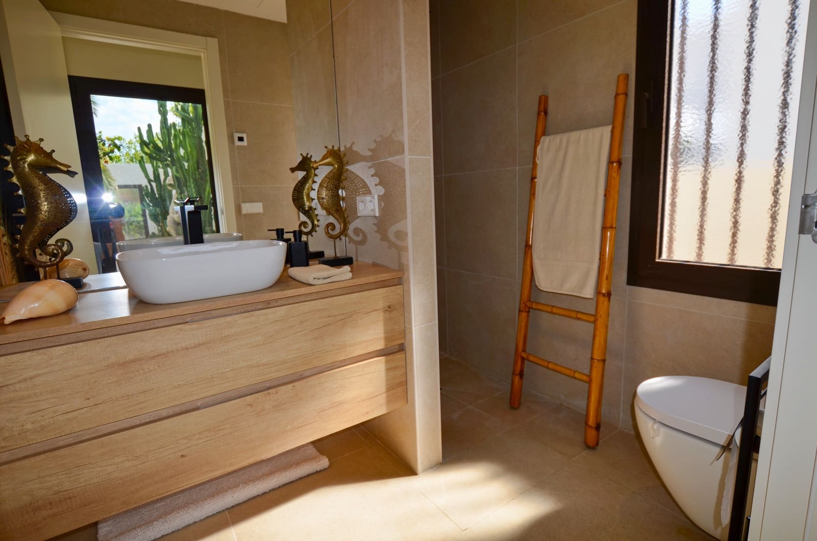 4 soveværelse Rækkehus til salg i Puig de Ros med swimmingpool garage - € 1.500.000 (Ref: 9287188)