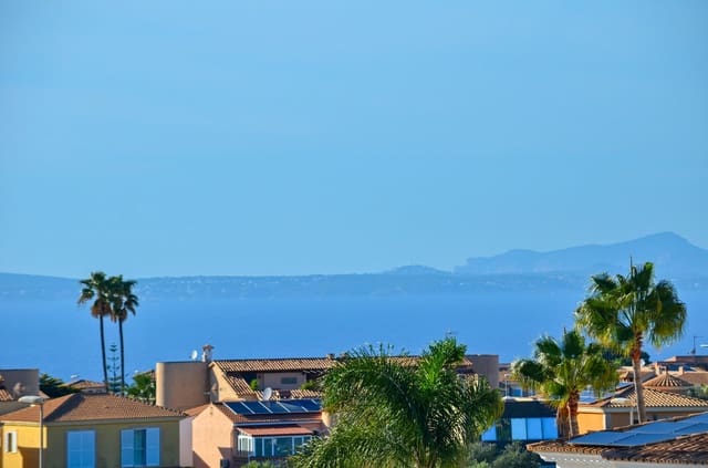 4 soveværelse Villa til salg i Sa Torre (Llucmajor), Llucmajor med swimmingpool garage - € 2.300.000 (Ref: 9296426)