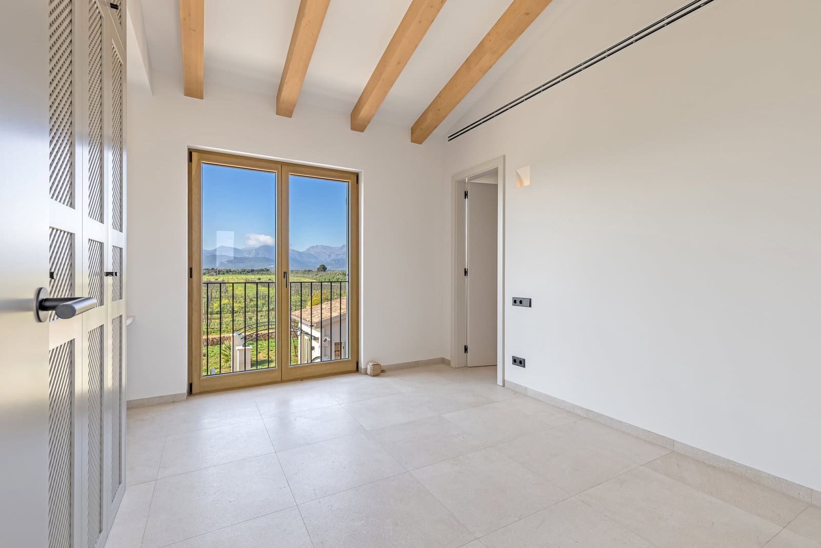 3 soverom Villa til salgs i Binissalem med svømmebasseng garasje - € 3 550 000 (Ref: 9921323)