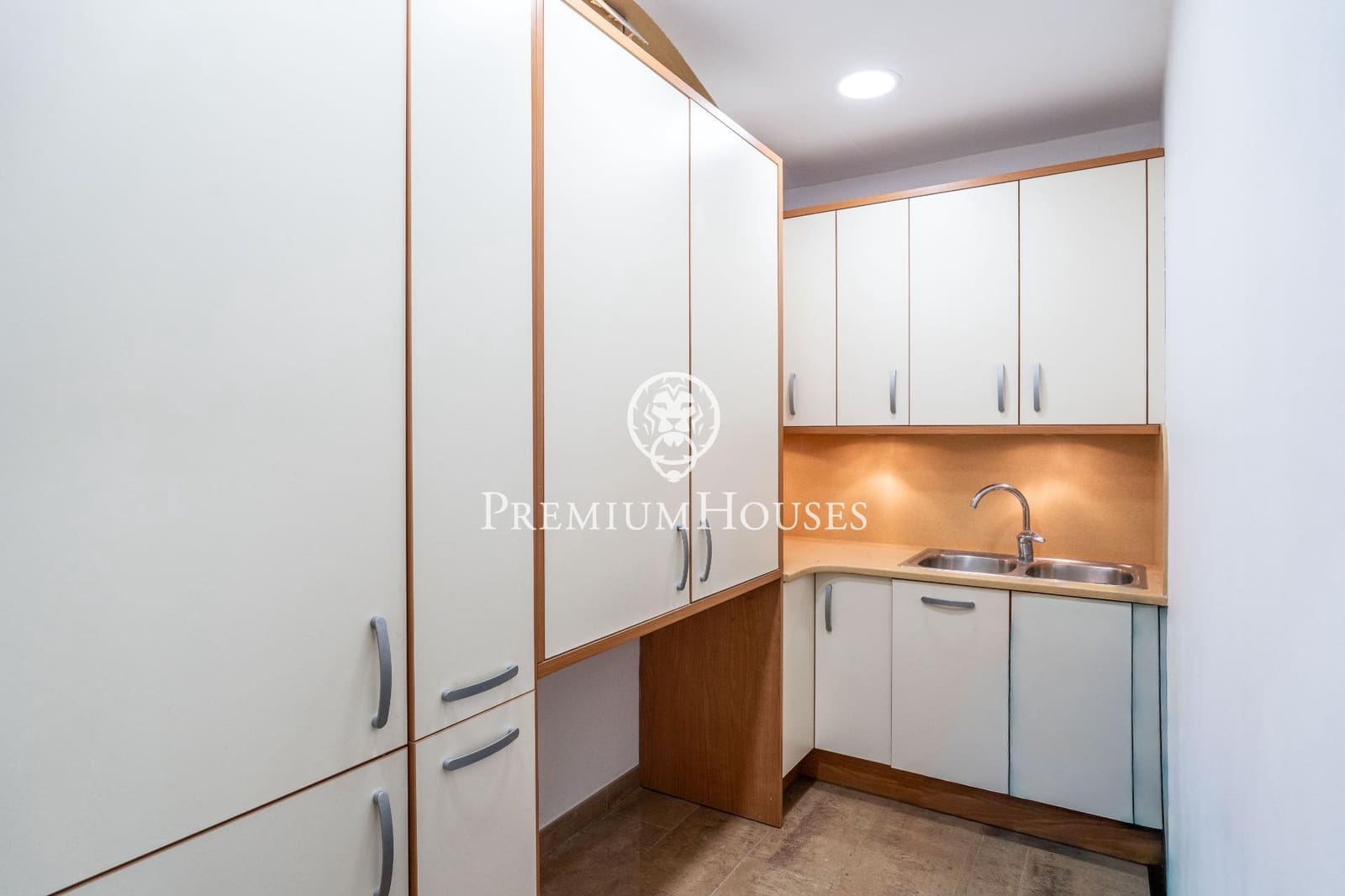 6 bedroom Villa for sale in Tarragona city - € 795,000 (Ref: 10006598)