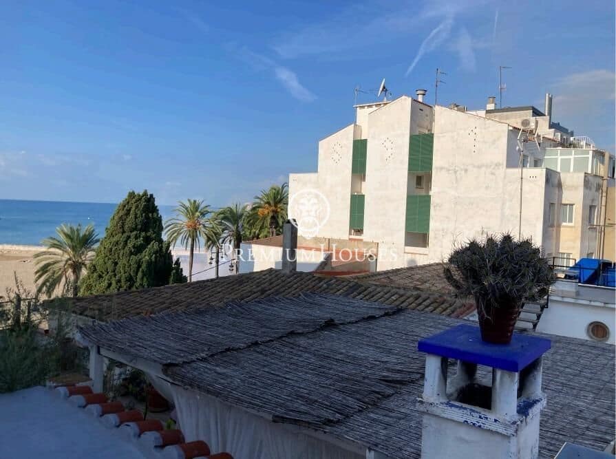 3 makuuhuone Huvila myytävänä paikassa Sitges - 995 000 € (Ref: 10011625)
