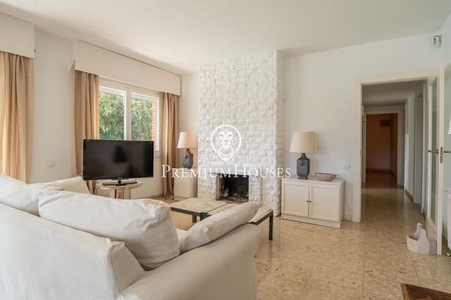 4 sypialnia Mieszkanie do wynajęcia w Sitges - 2 400 € (Ref: 10015784)