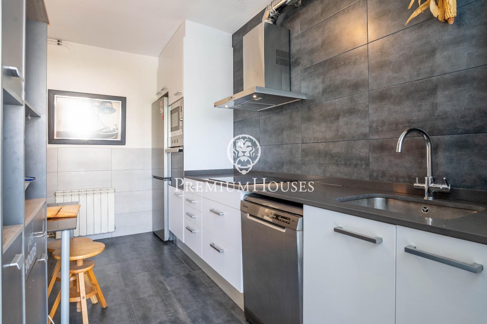4 sypialnia Mieszkanie do wynajęcia w Sitges z basenem garażem - 2 400 € (Ref: 10015784)