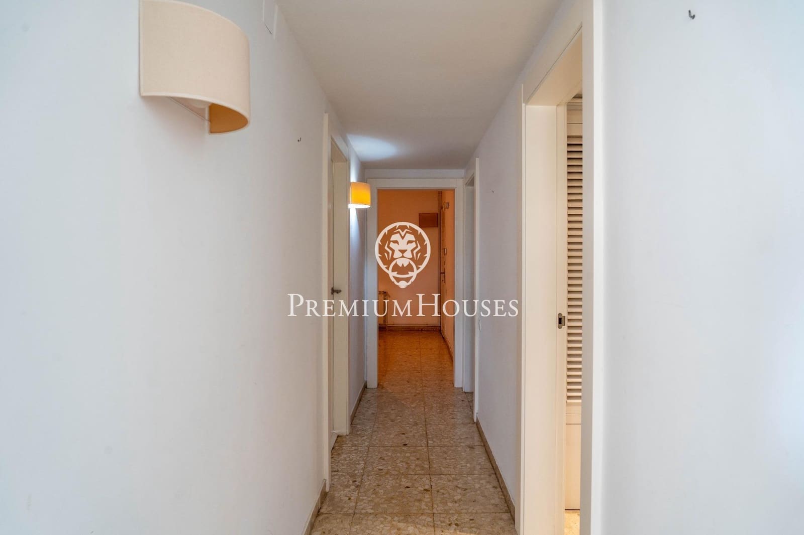 4 sypialnia Mieszkanie do wynajęcia w Sitges z basenem garażem - 2 400 € (Ref: 10015784)