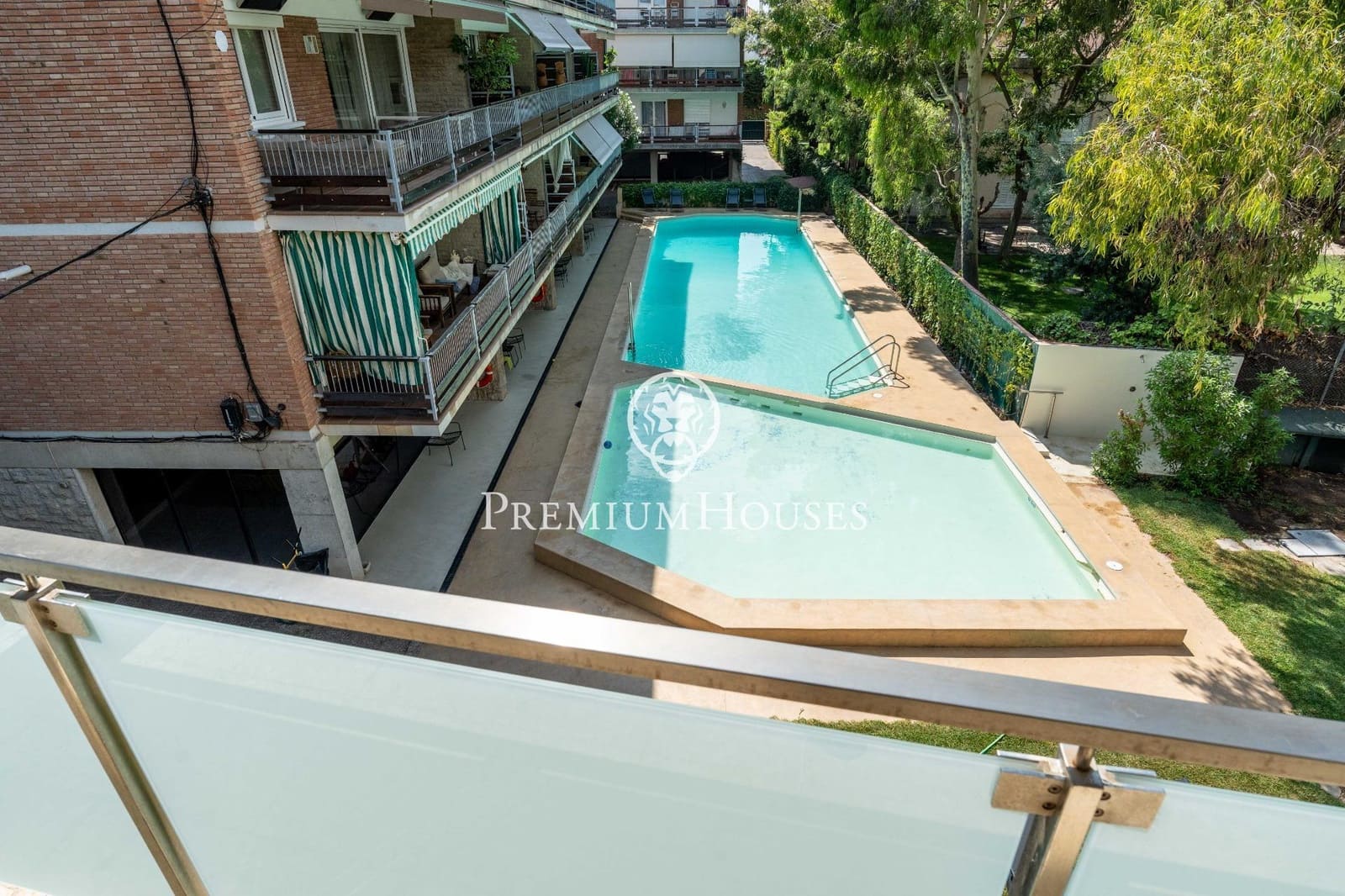 4 sypialnia Mieszkanie do wynajęcia w Sitges z basenem garażem - 2 400 € (Ref: 10015784)