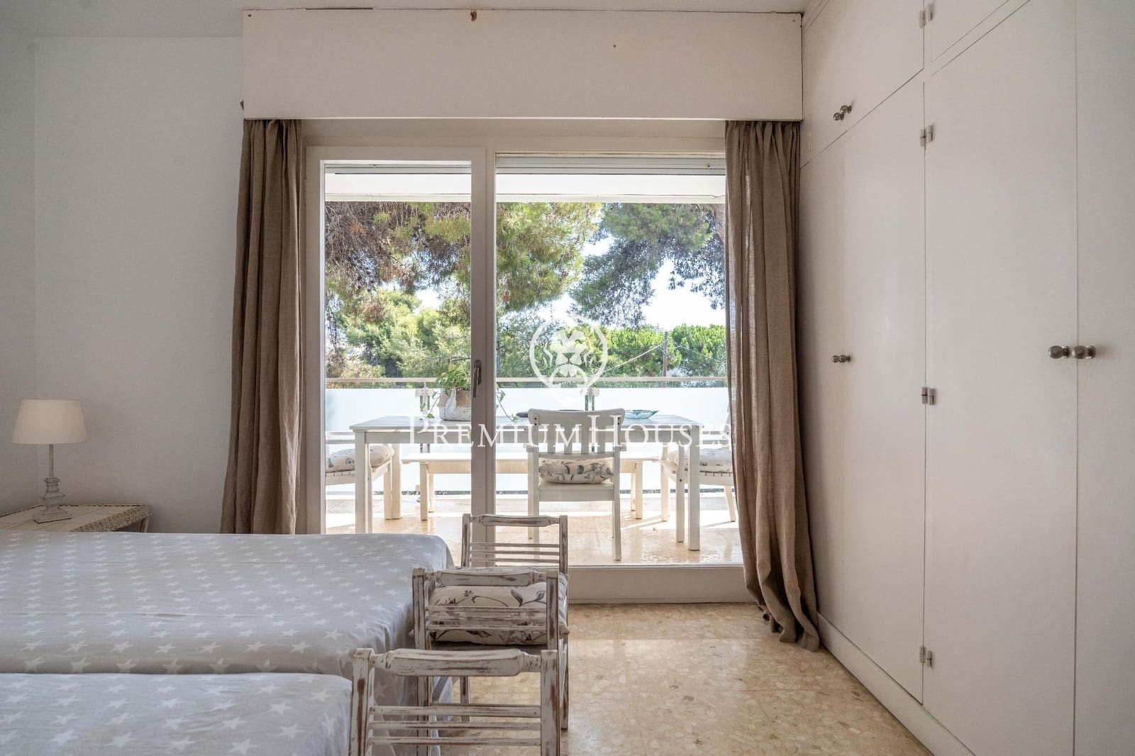 4 sypialnia Mieszkanie do wynajęcia w Sitges z basenem garażem - 2 400 € (Ref: 10015784)