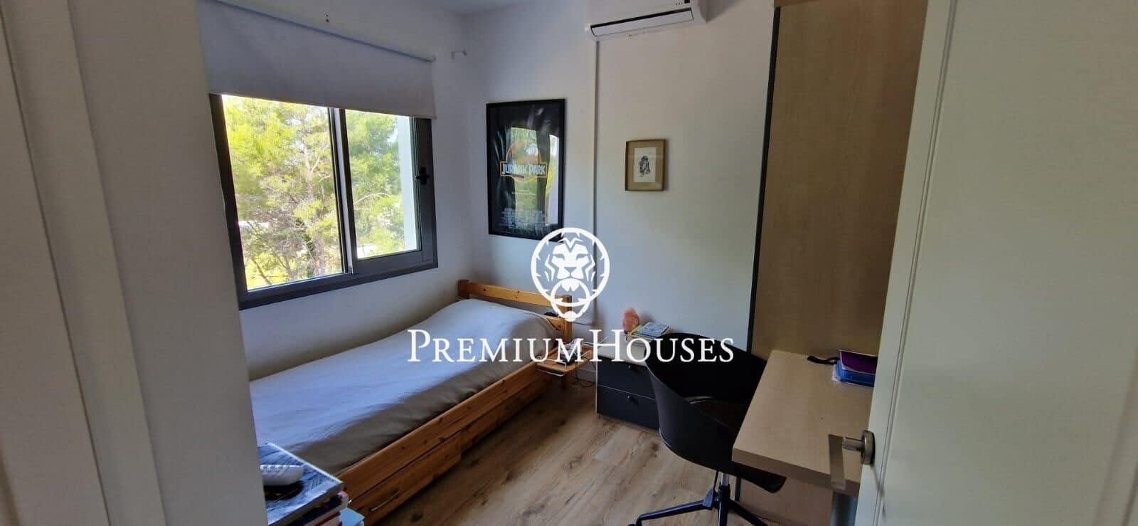 5 bedroom Villa for sale in Sant Pere de Ribes with pool garage - € 520,000 (Ref: 10021119)