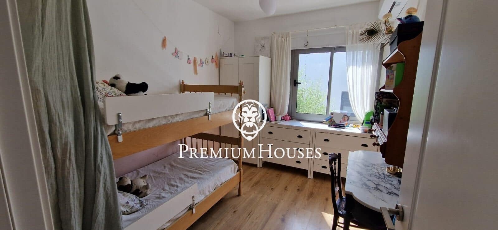 5 bedroom Villa for sale in Sant Pere de Ribes with pool garage - € 520,000 (Ref: 10021119)