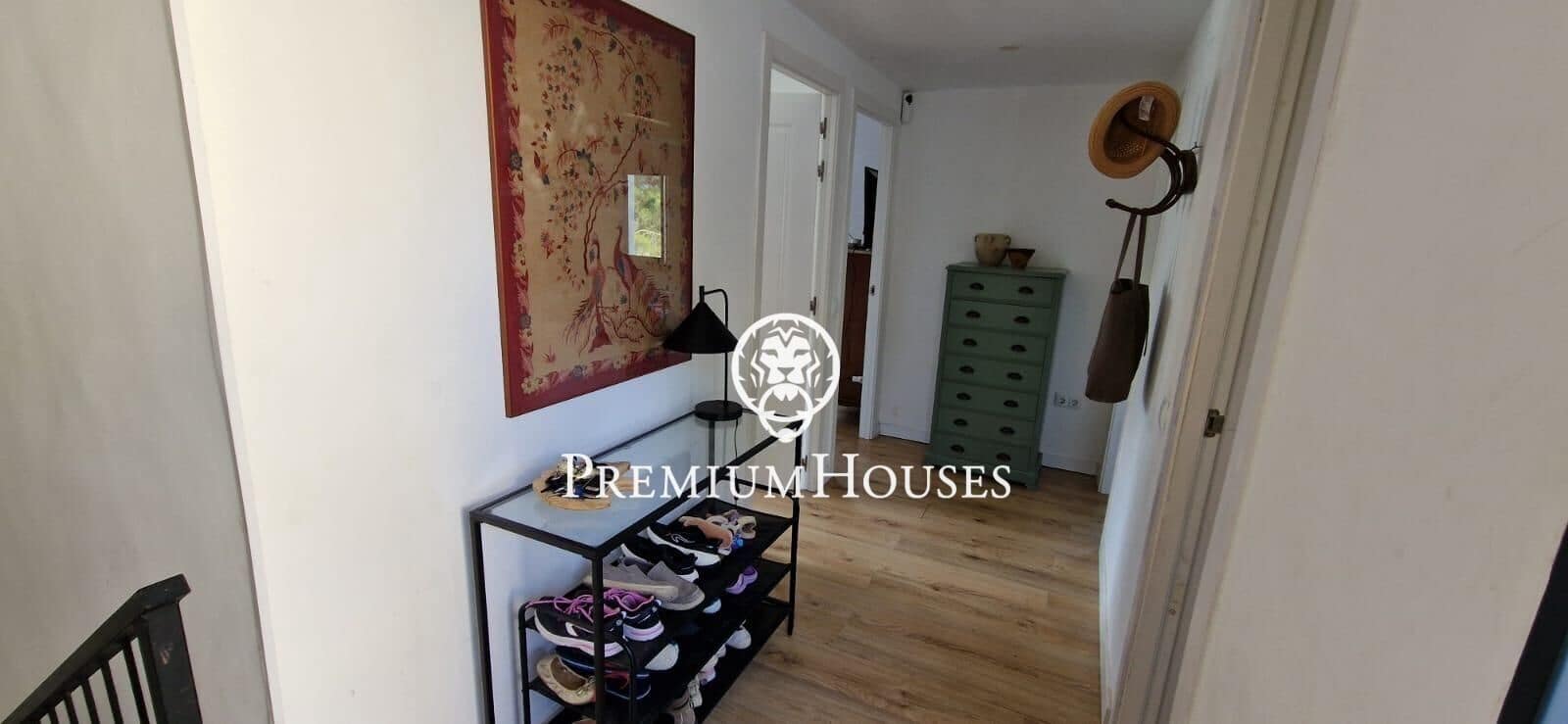5 bedroom Villa for sale in Sant Pere de Ribes with pool garage - € 520,000 (Ref: 10021119)