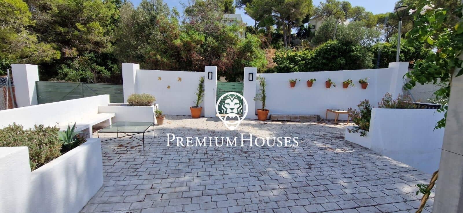 5 slaapkamer Villa te koop in Sant Pere de Ribes met zwembad garage - € 520.000 (Ref: 10021119)