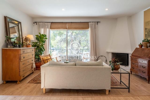 5 camera da letto Villa in vendita in Sant Pere de Ribes con piscina garage - 520.000 € (Rif: 10021119)
