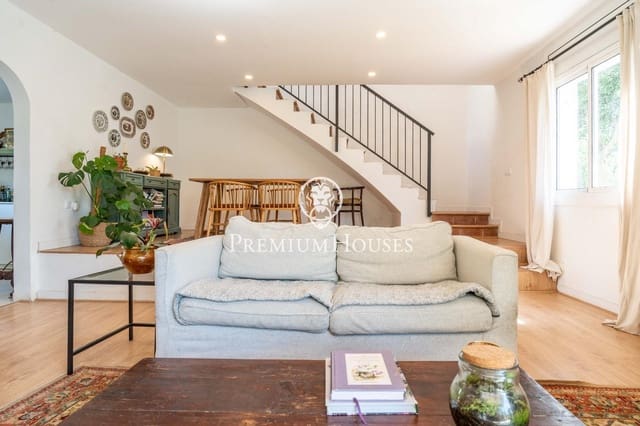 5 camera da letto Villa in vendita in Sant Pere de Ribes con piscina garage - 520.000 € (Rif: 10021119)