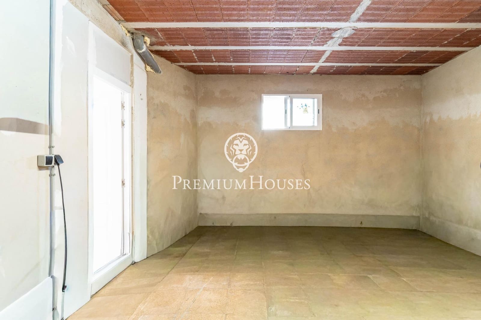 4 bedroom Villa for sale in Sant Pere de Ribes with pool garage - € 520,000 (Ref: 10021119)