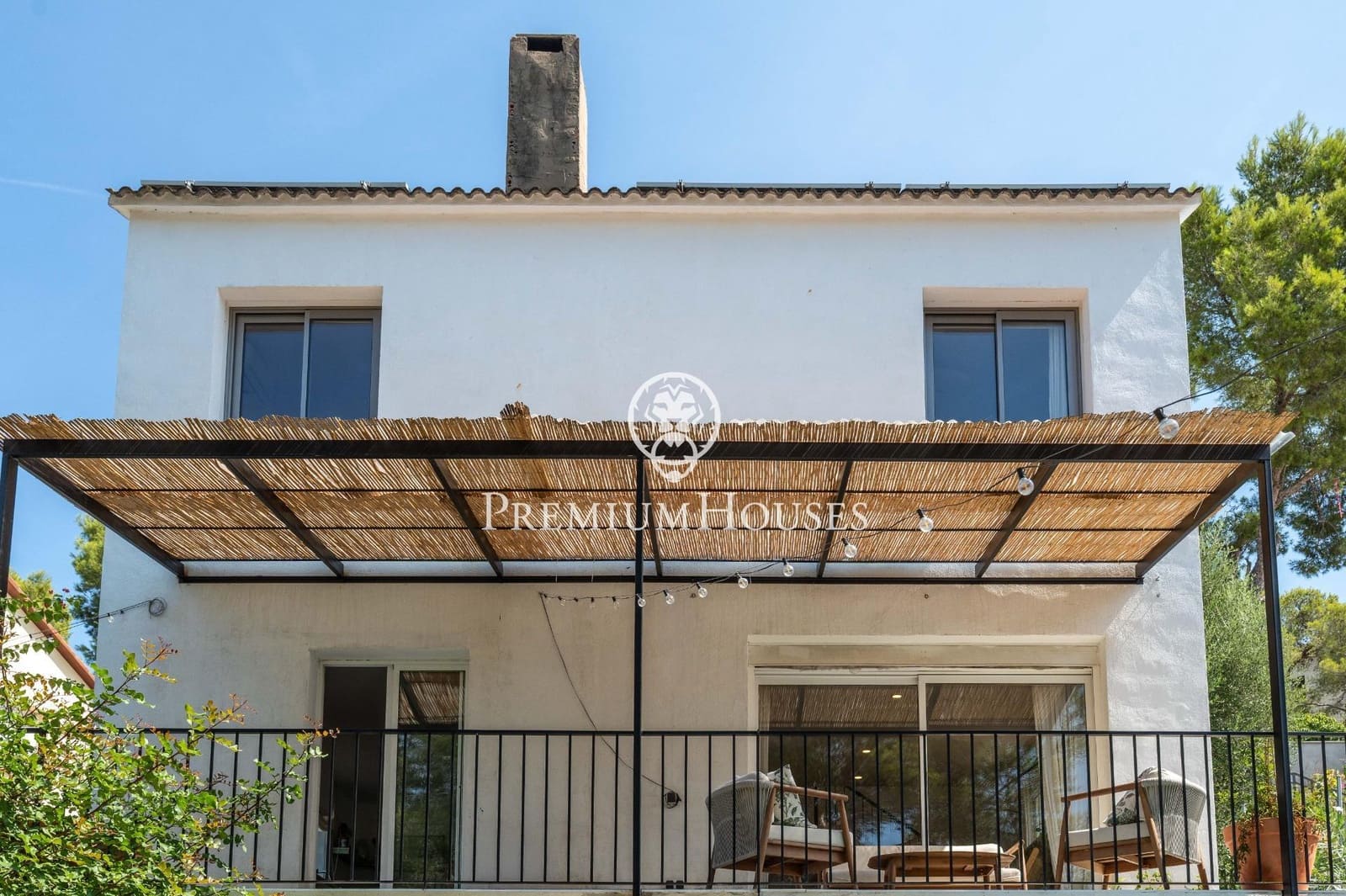4 bedroom Villa for sale in Sant Pere de Ribes with pool garage - € 520,000 (Ref: 10021119)
